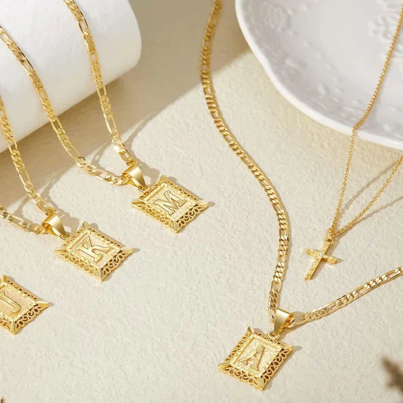 Set di Collane con Iniziali Incrociate | Oro