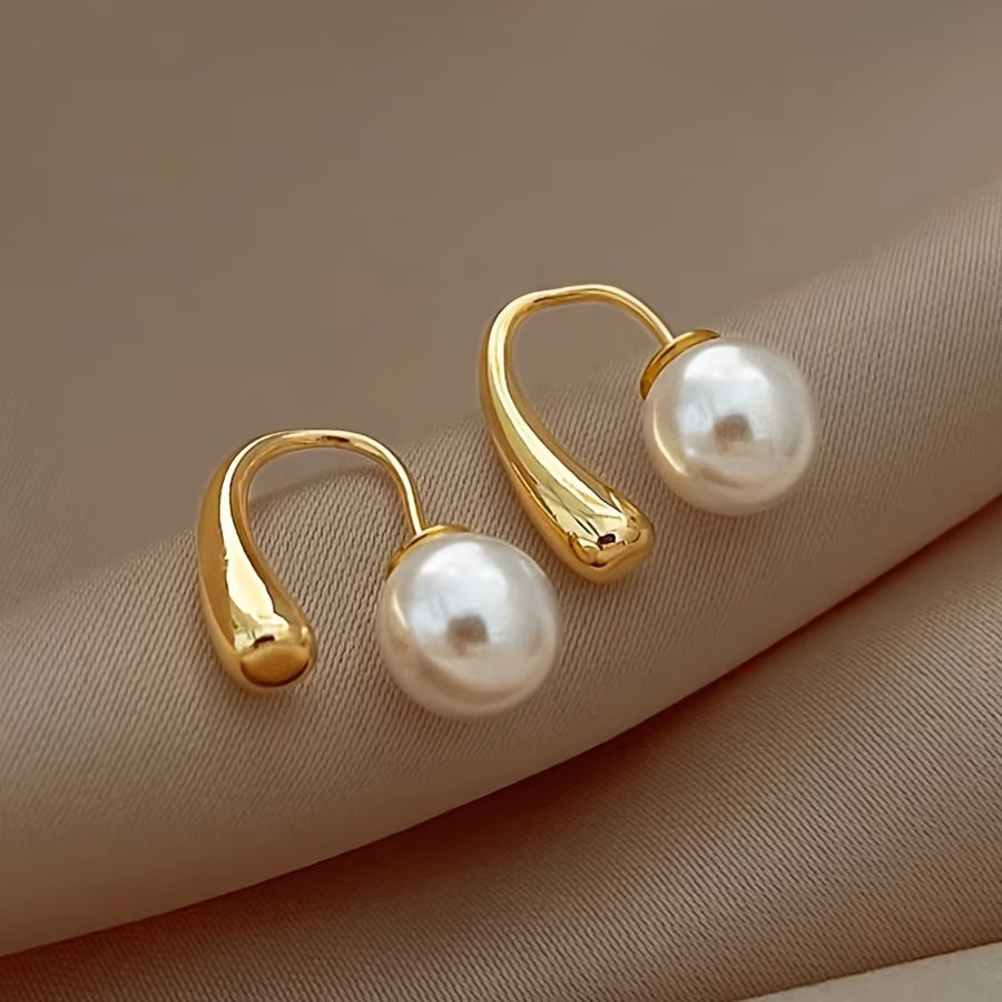 Orecchini Minimalisti con Perla ad Arco