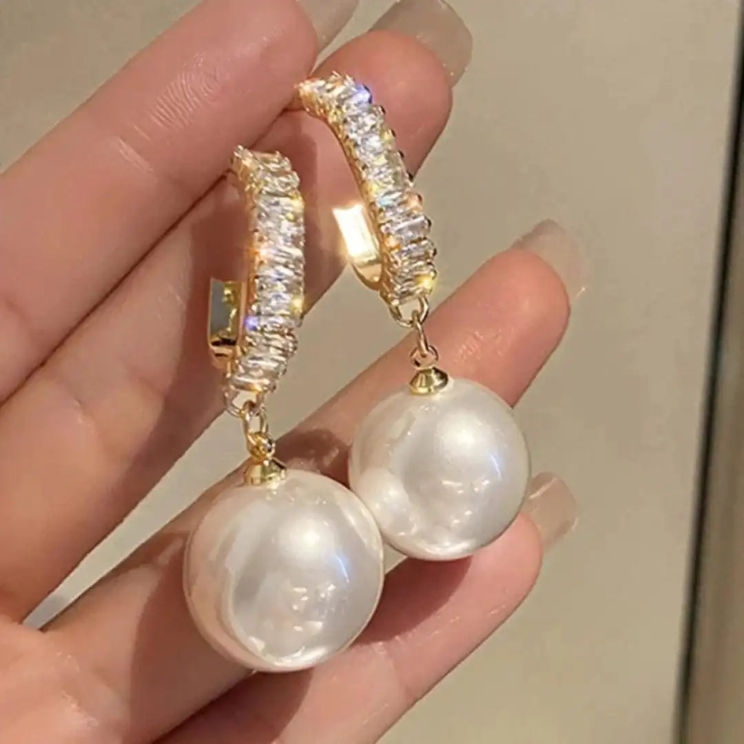 Orecchini Eleganti in Perla e Zirconia