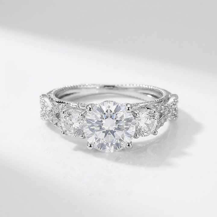 ANELLO VINTAGE IN ZIRCONIA ROTONDA ARGENTATA
