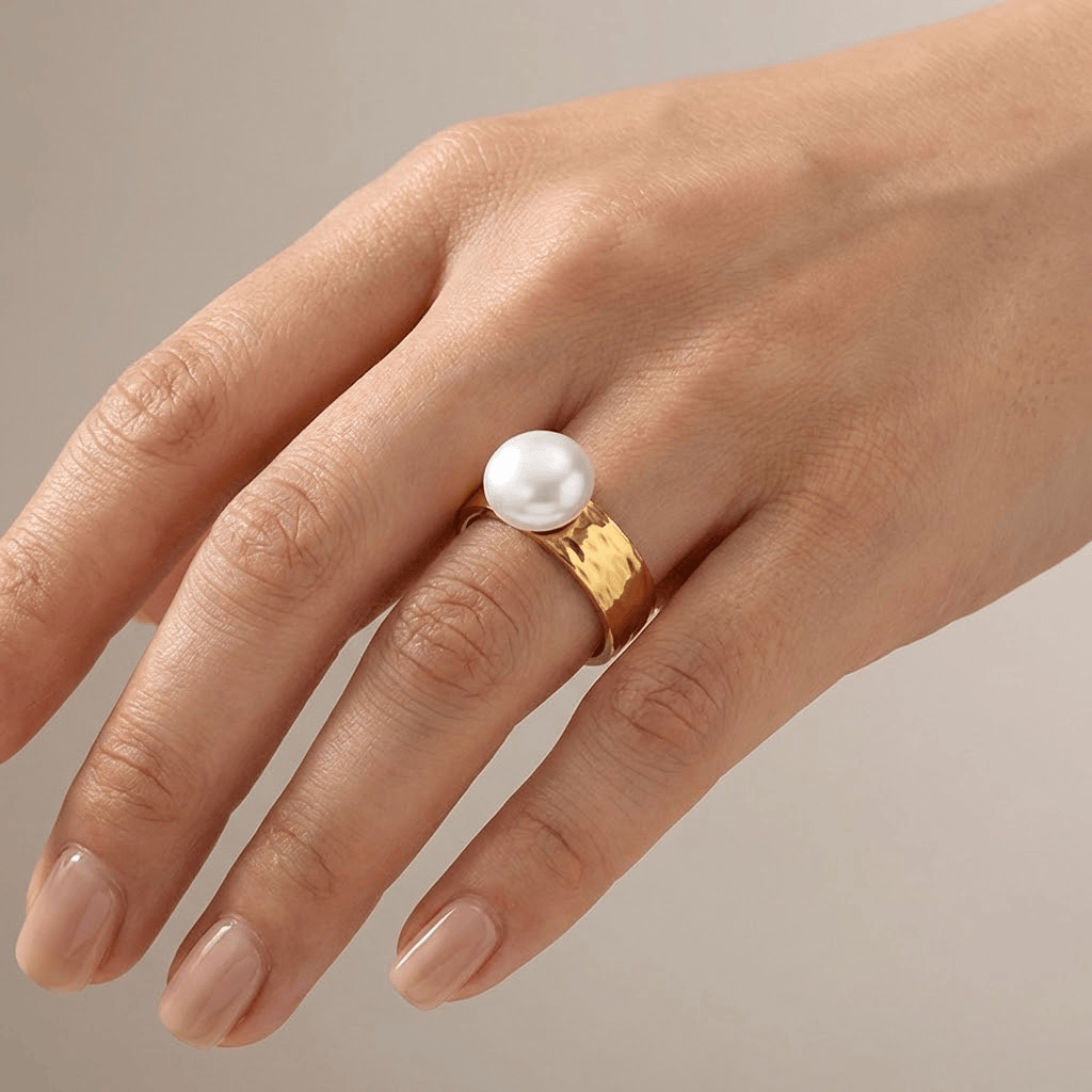 ANELLO VINTAGE IN PERLA D'ORO