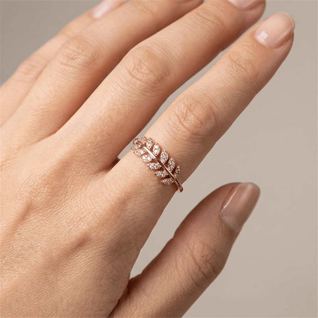 ANELLO IN ZIRCONIA A PENA D'ARGENTO - (REGOLABILE)
