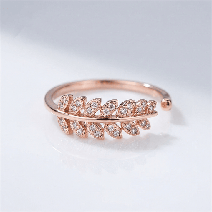 ANELLO IN ZIRCONIA A PENA D'ARGENTO - (REGOLABILE)
