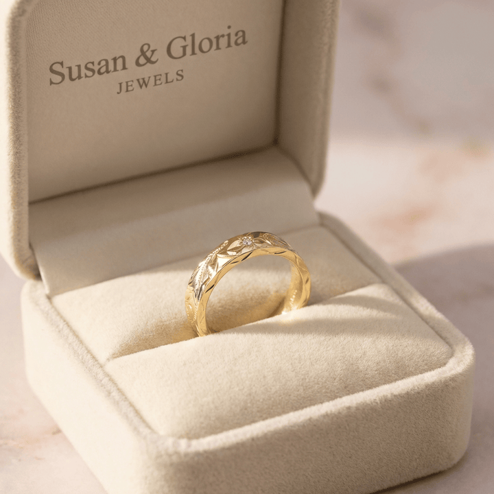 ANELLO VINTAGE IN FOGLIA D'ORO