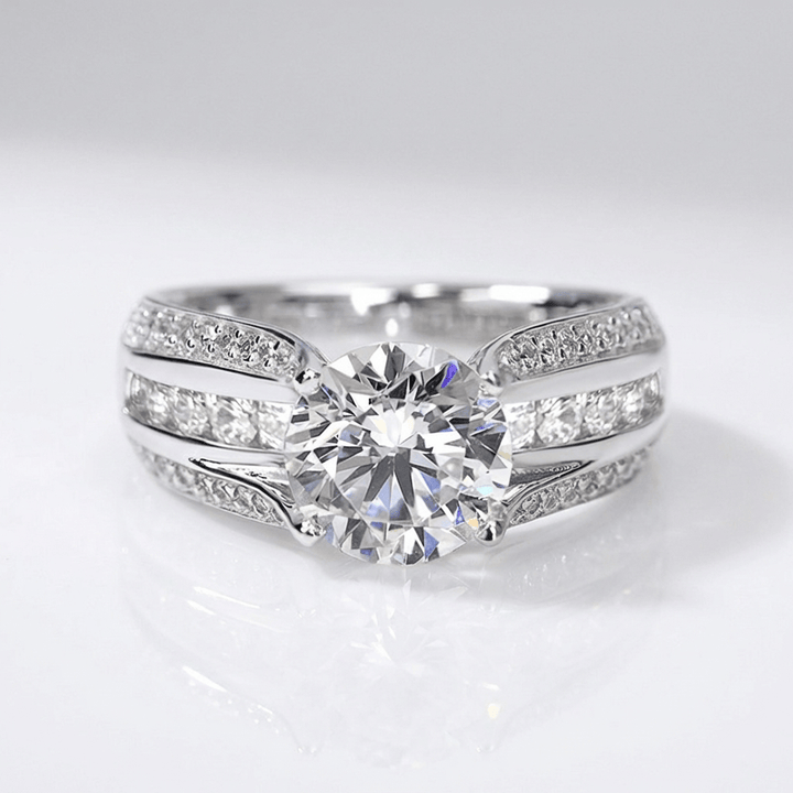 ANELLO color argento CON PAVE DI DIAMANTI