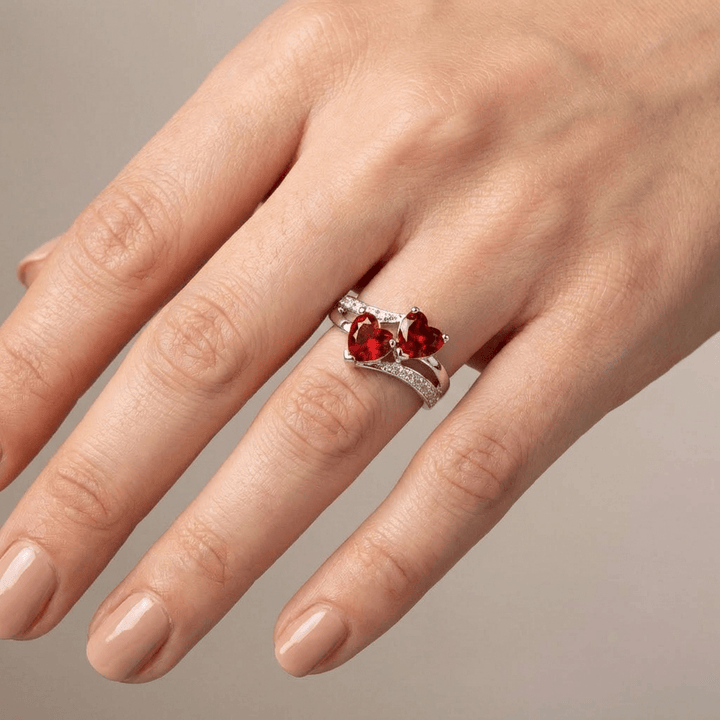 ANELLO color argento CON DOPPIO CUORE ROSSO