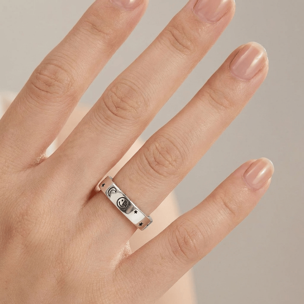 ANELLO color argento CON LUNA FELICE E STELLE - (REGOLABILE)