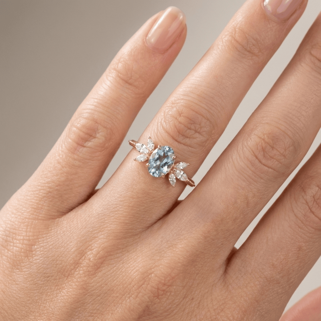 ANELLO MARQUISE IN AQUAMARINA ORO