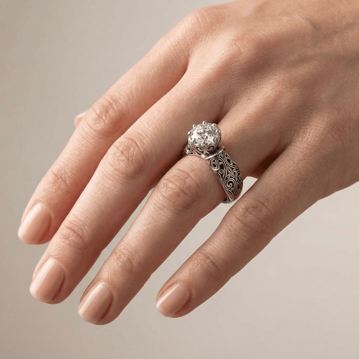 ANELLO EREDO DI ZIRCONIA ARGENTATA