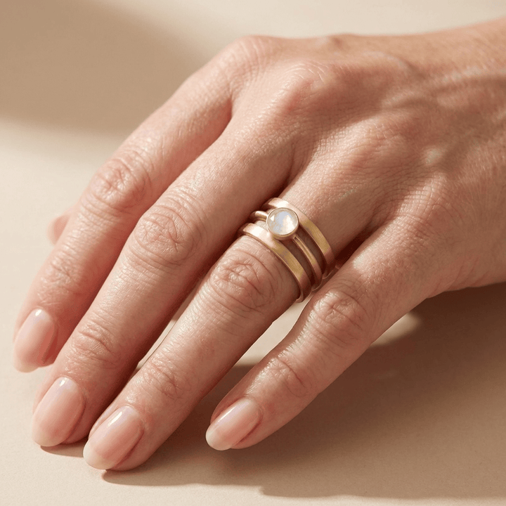 ANELLO IN OPALE D'ORO