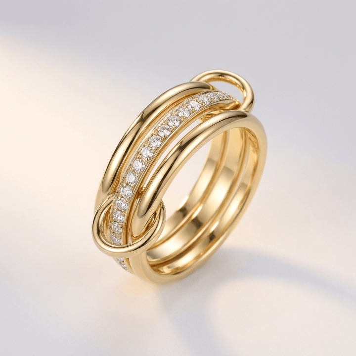 ANELLO INTRECCIATO IN ZIRCONIA D'ORO