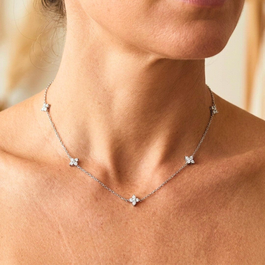 Collana in Zirconia Incastonata a Fiore