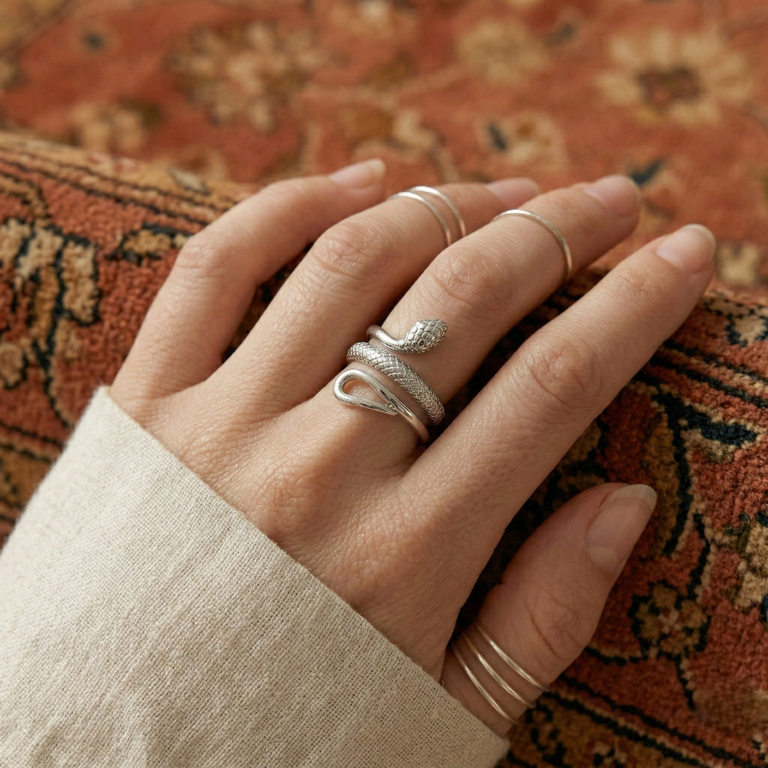 Anello Dettagliato di Serpente (Regolabile)