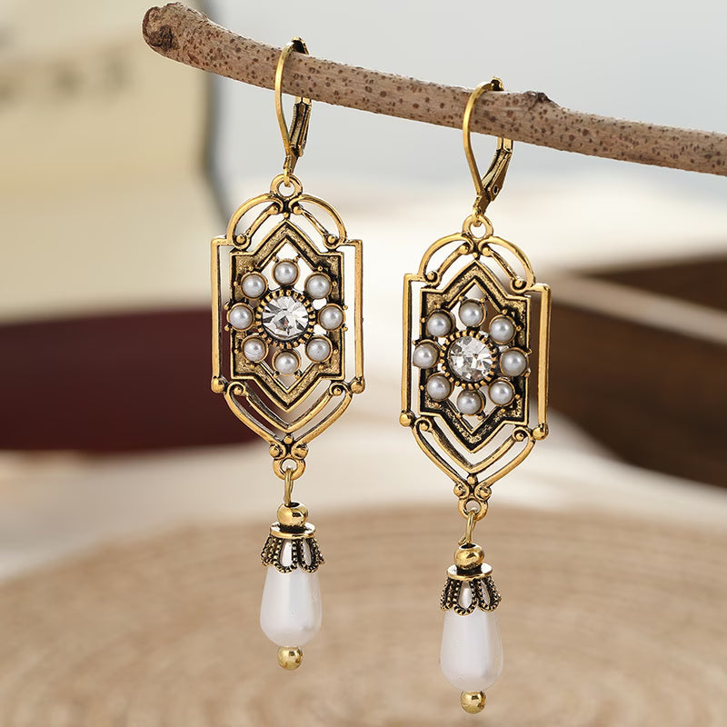 Orecchini Vintage in Perla Incastonata d'Oro