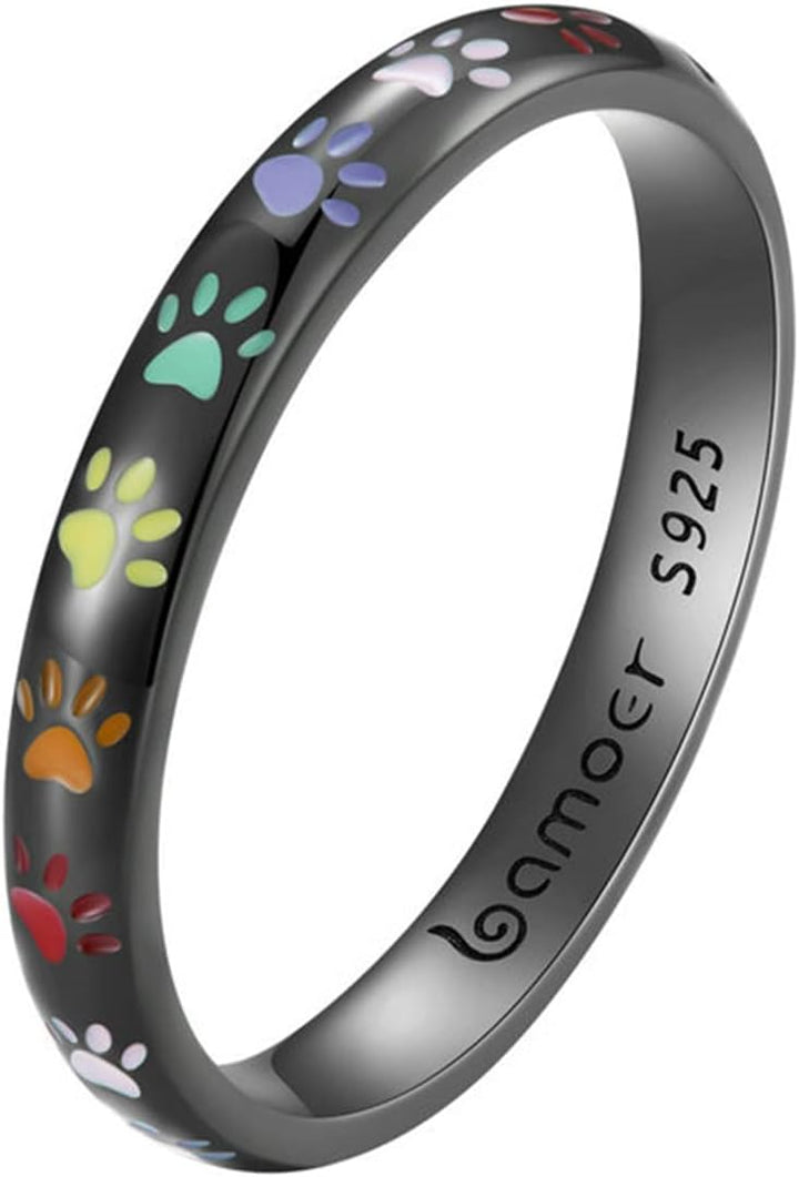 Anello color argento con Design di Zampa