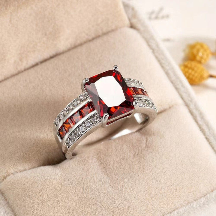 ANELLO VINTAGE IN GEMME