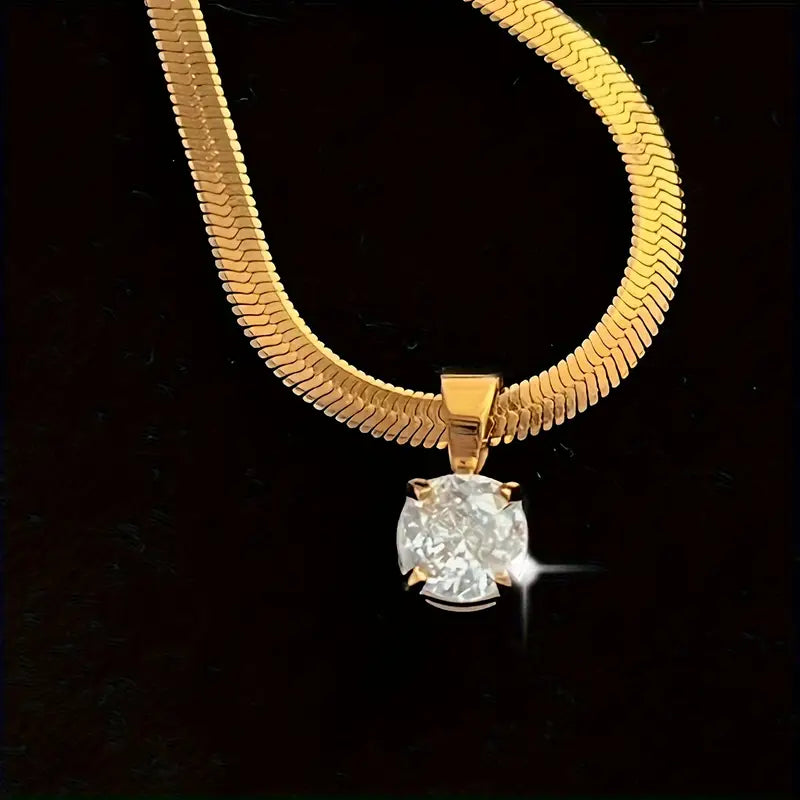 Collana con Pendente Elegante in Strass | Oro