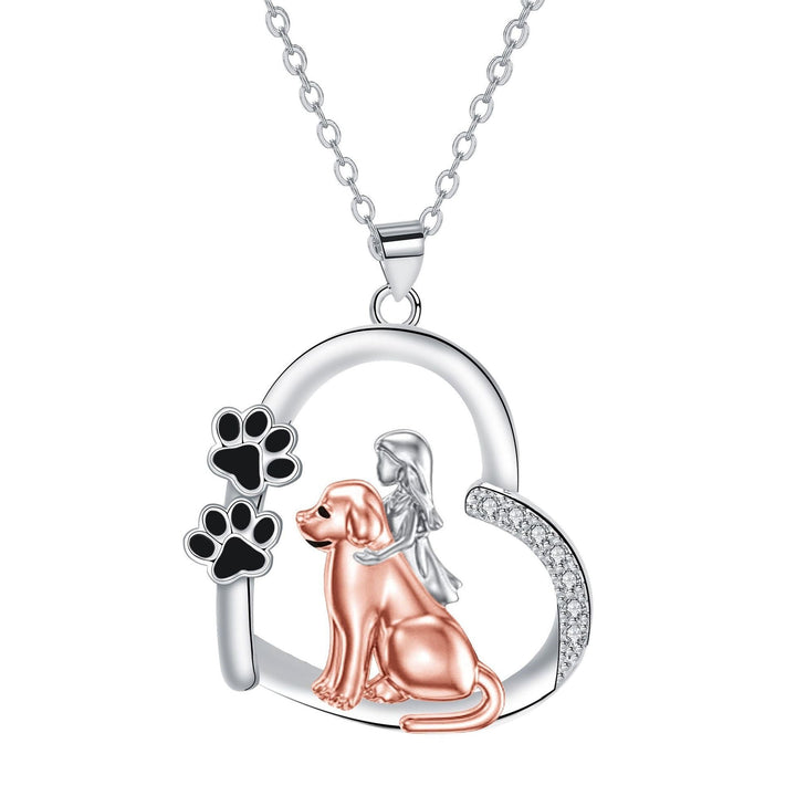 Collana a forma di cuore con cane e ragazza