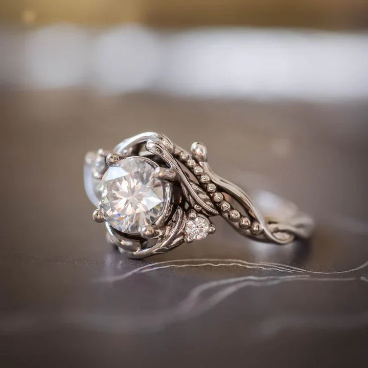 Anello in Zirconia Argento Elegante a Ramo