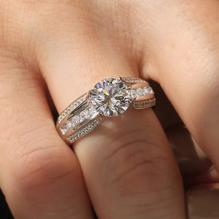 ANELLO color argento CON PAVE DI DIAMANTI