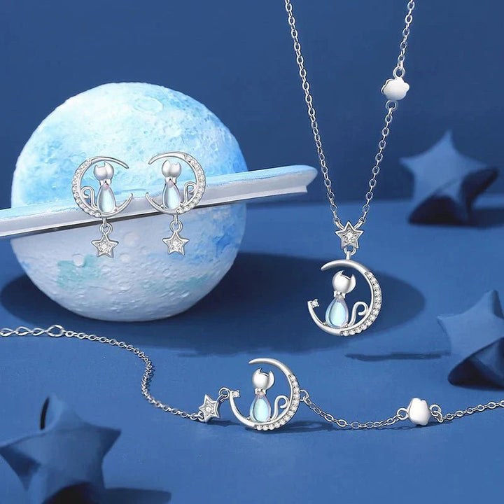 Orecchini color argento a Forma di Luna e Stella con Gatto e Zircone