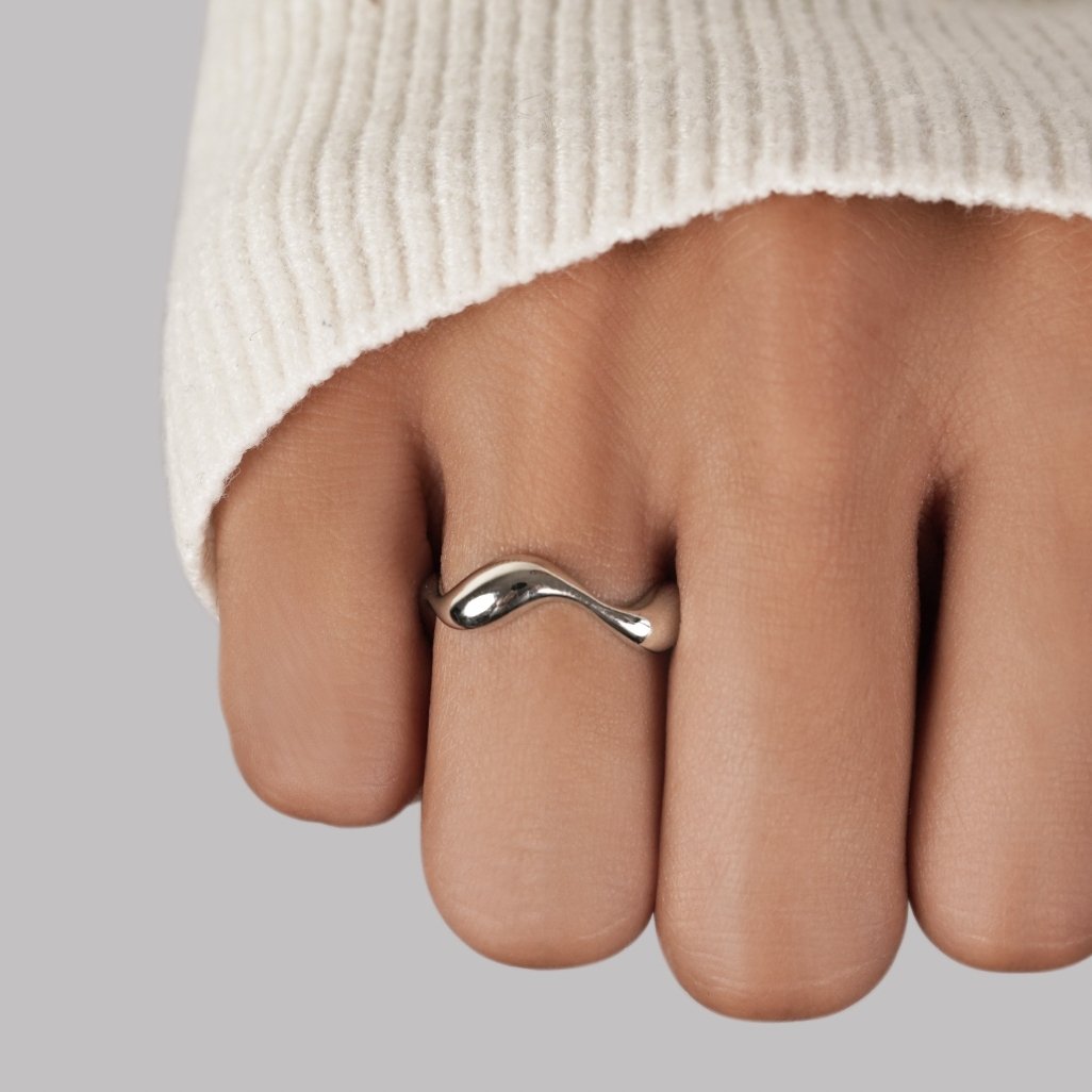 Waves - Anello Minimalista