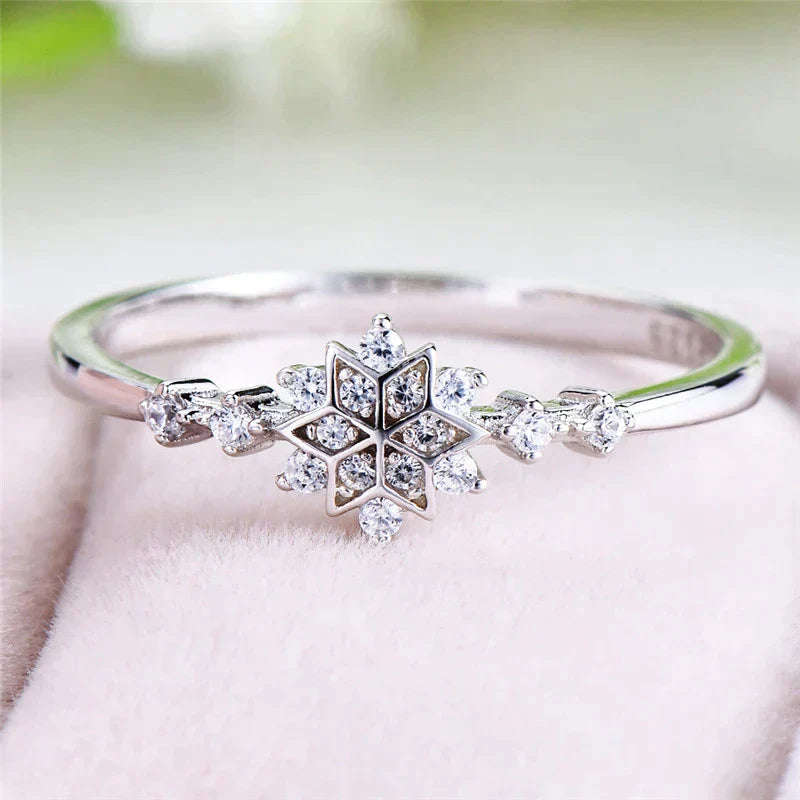 Anello Fiocco di Neve color argento