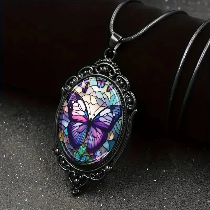 Collana con Pendente a Forma di Farfalla con Cristallo Viola