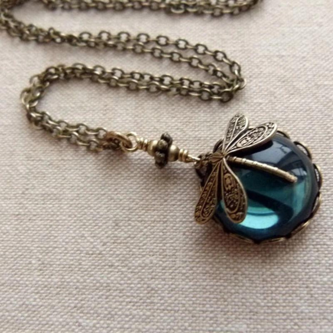 Bellissimo Collana Vintage a Forma di Libellula con Orecchini Bonus – Offerta a Tempo Limitato