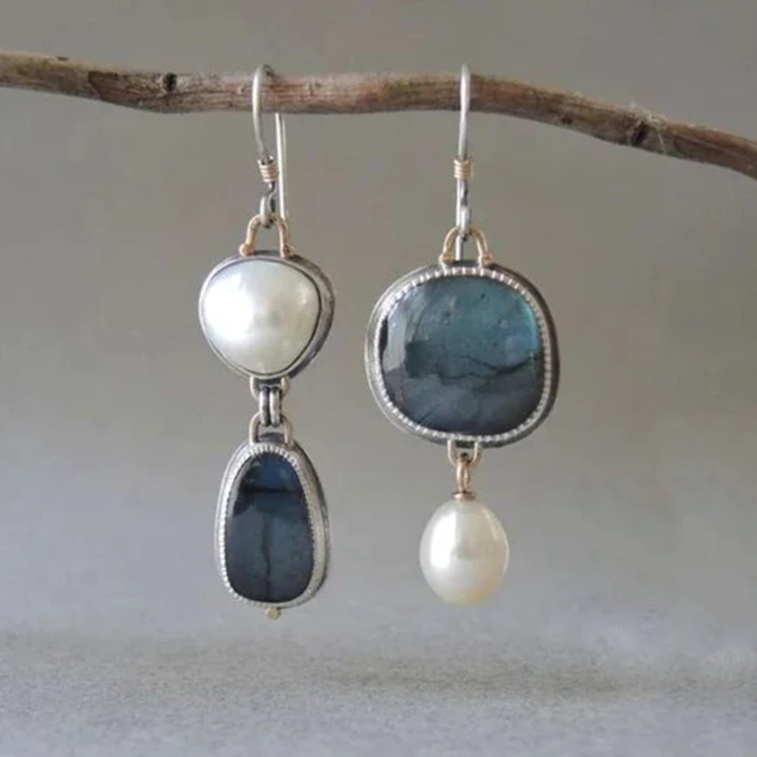 Orecchini Eleganti in Perla Blu
