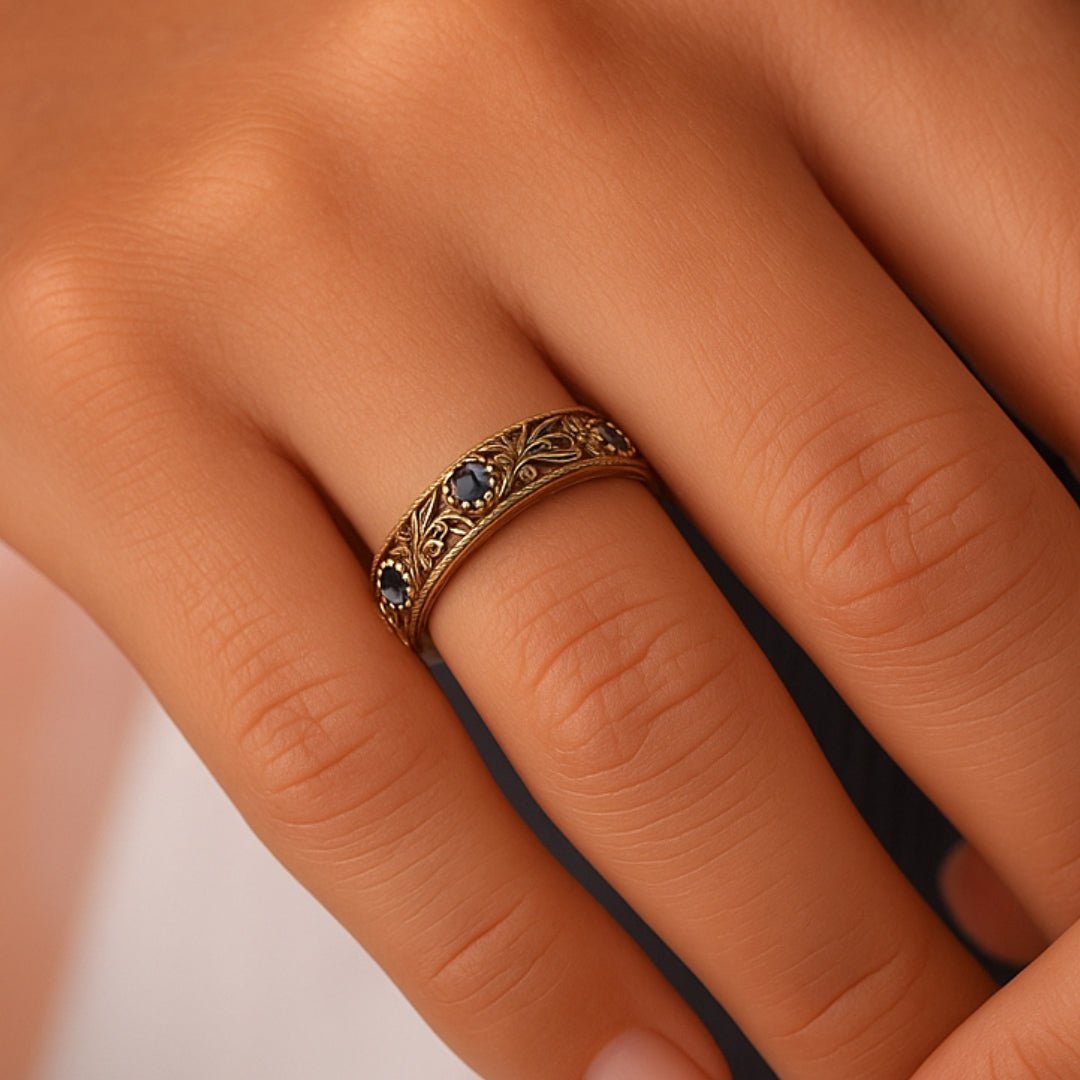 Anello Foglia in Zirconia Blu Fine Esotica