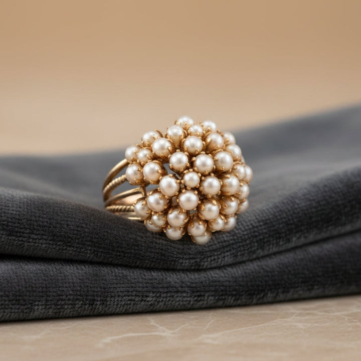 Anello in Oro con Perla Incastonata Classica