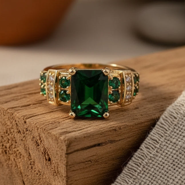 Anello Oro Verde Cristallino