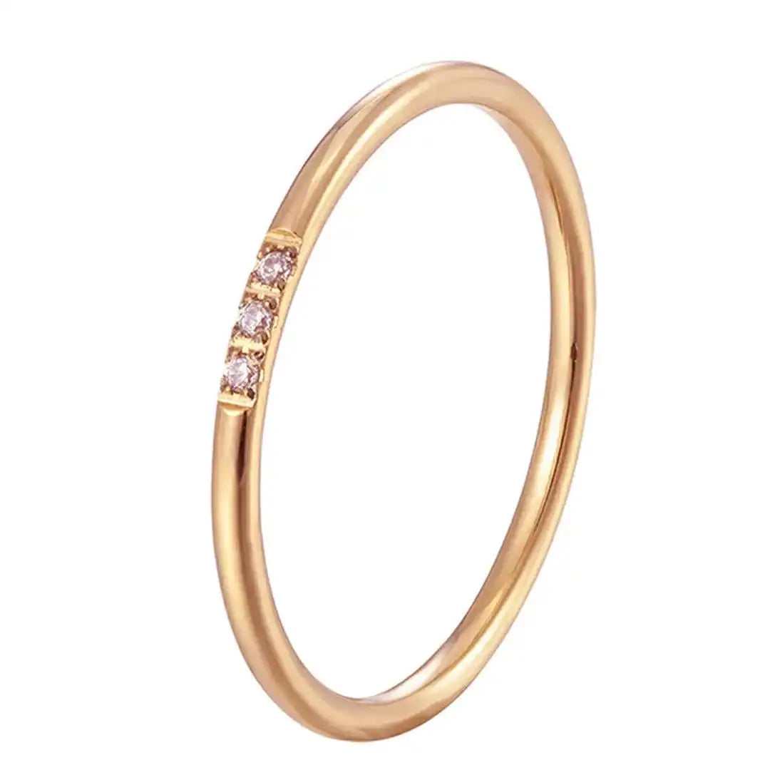 Anello Sottile a Tre Pietre