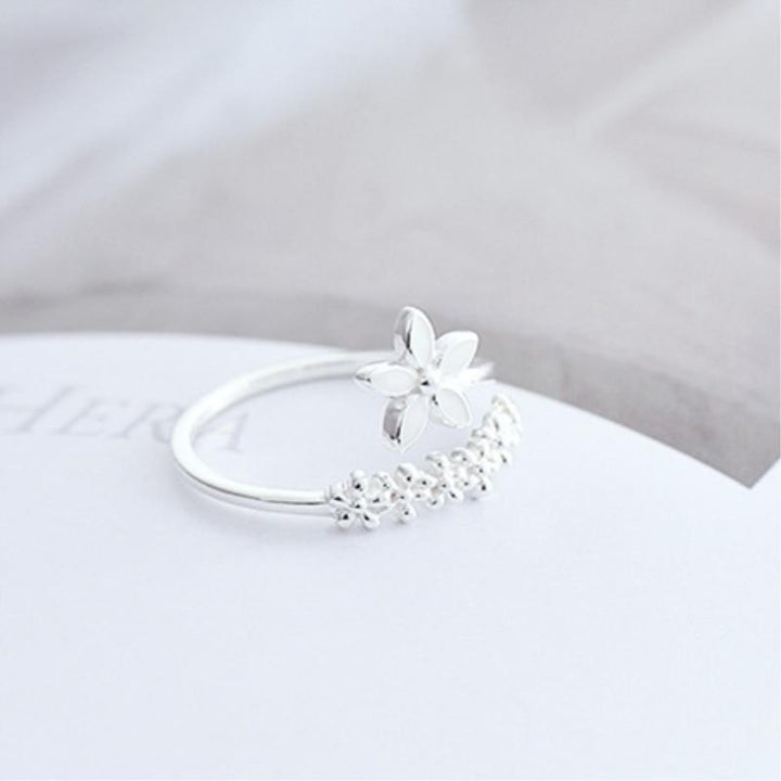Anello color argento Regolabile con Smalto Dipinto a Mano e Fiori Selvatici