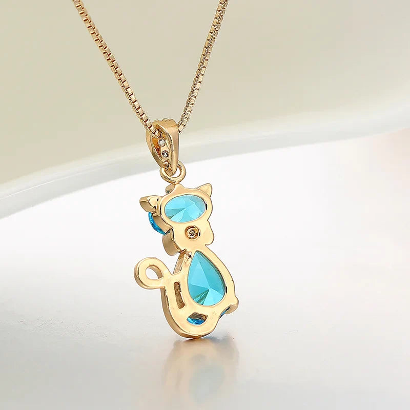 Collana con Pendente a Forma di Gatto di Cristallo