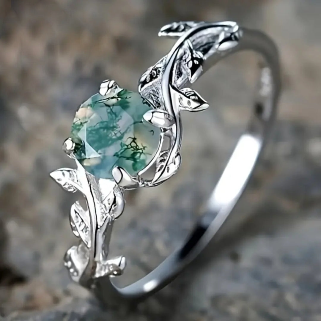 Anello Vintage in Pietra Verde Argentata