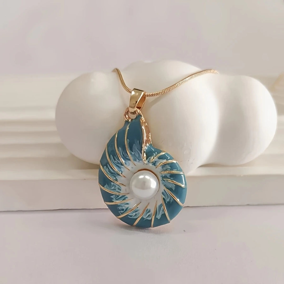 Collana con pendente in perla di conchiglia