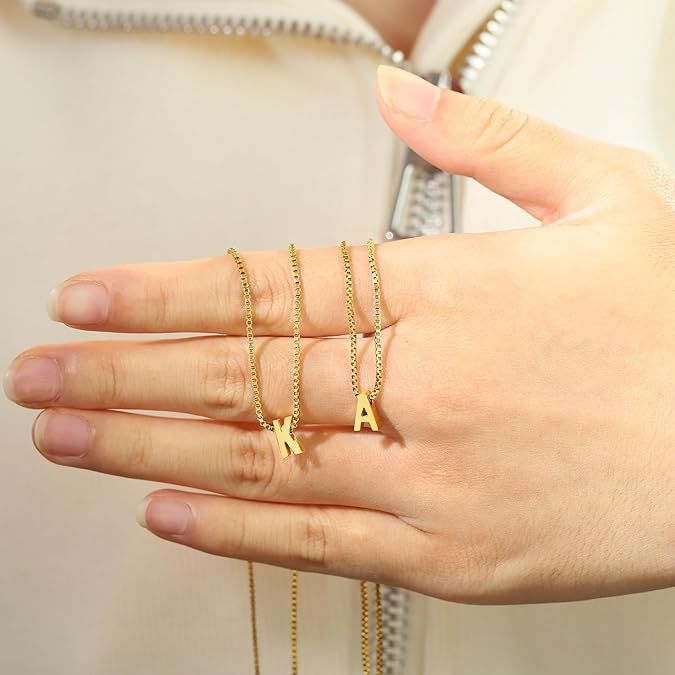 Collana con iniziale di lettera d'amore | Oro
