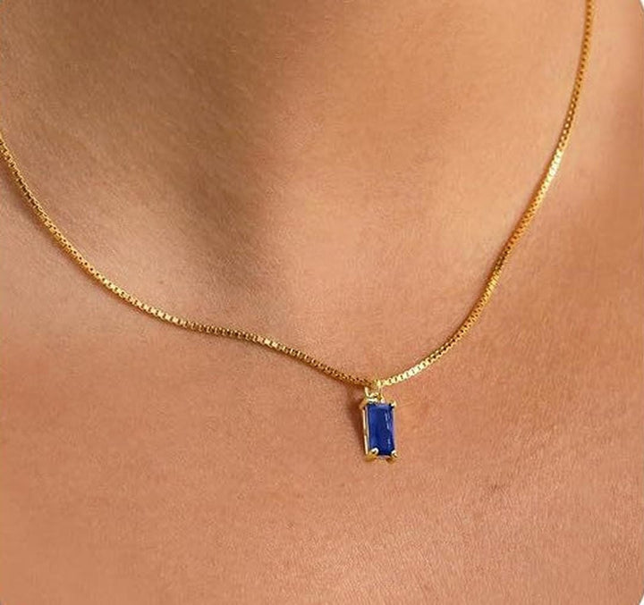 Collana con pendente in Pietra Blu minimalista