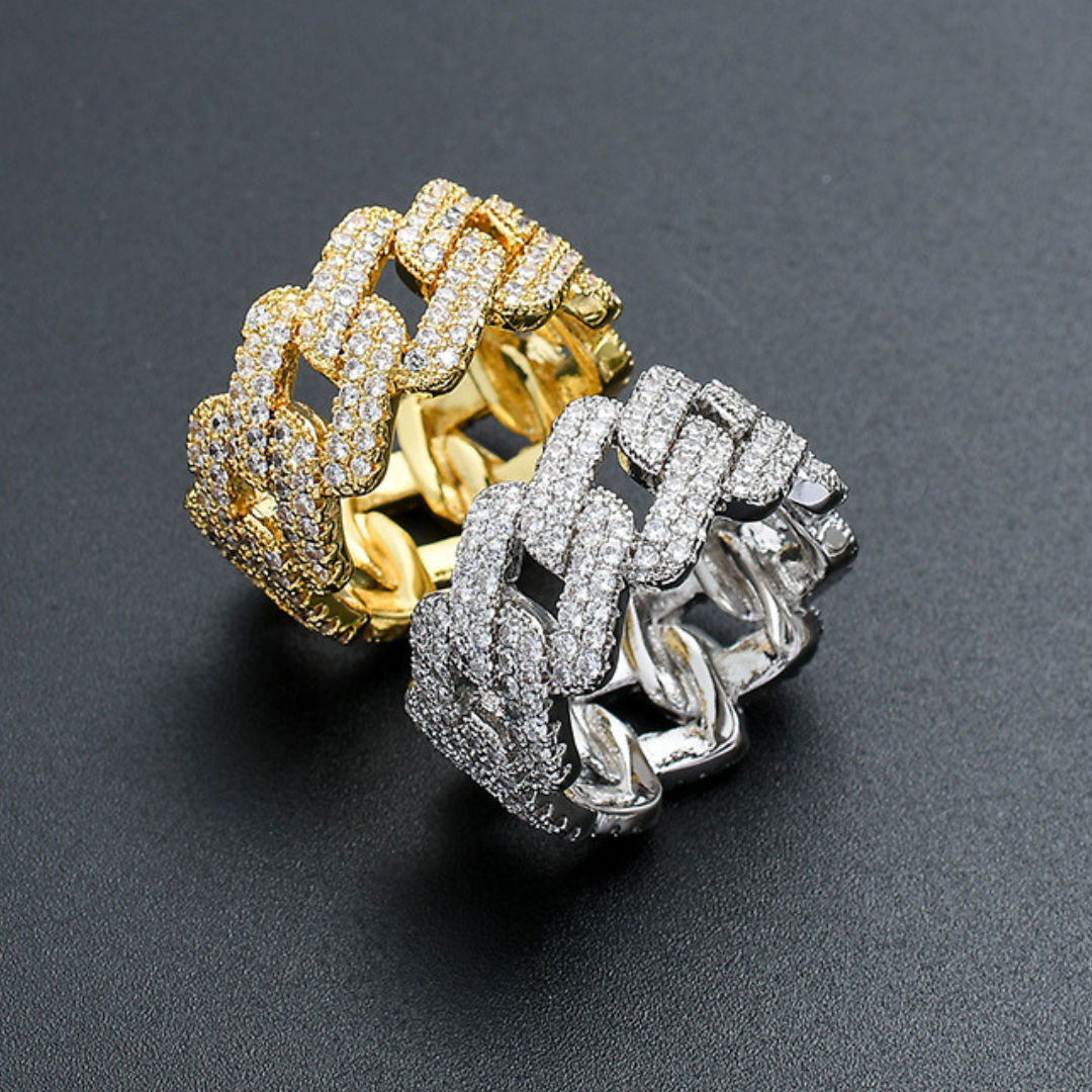 Anello Elegante Incastonato in Zirconia Oro e Argento