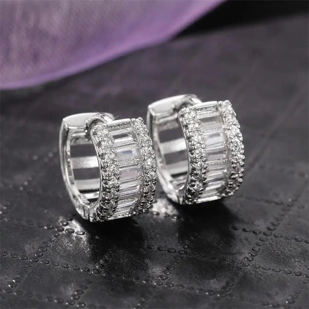 Orecchini a Cerchio Mini Baguette in Zirconia