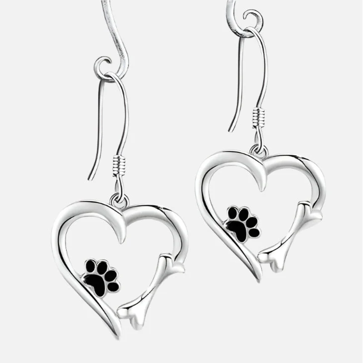 Orecchini a Pendente color argento con Design a Cuore e Zampa
