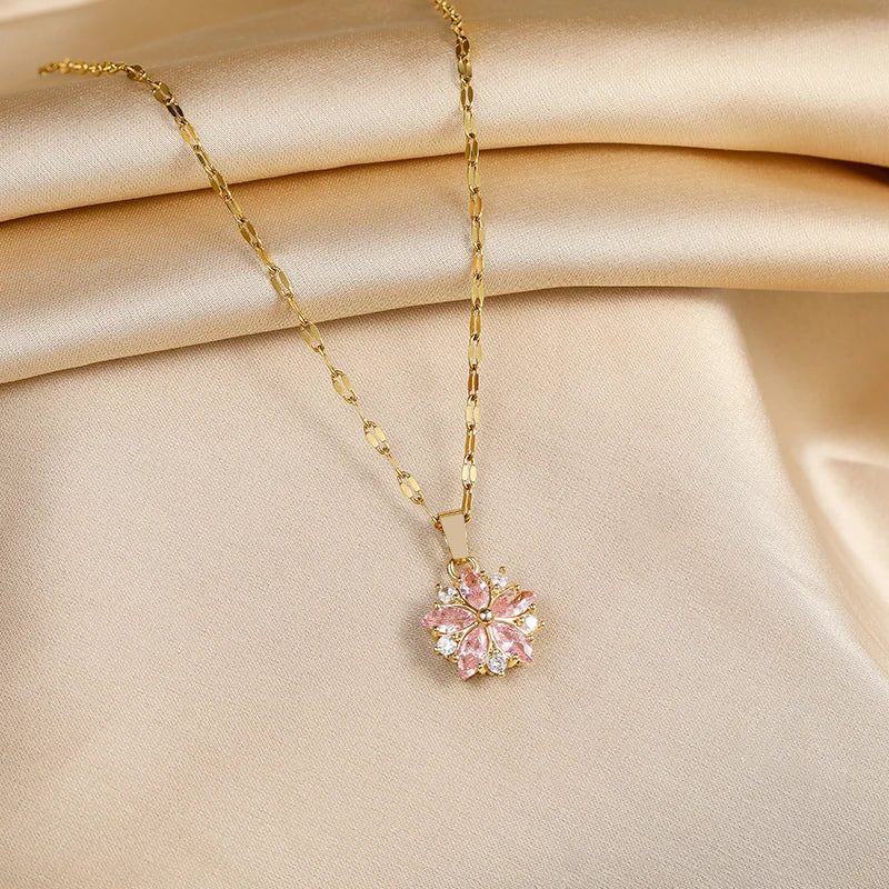 Collana Romantica con Rosa Sakura in Acciaio Inossidabile