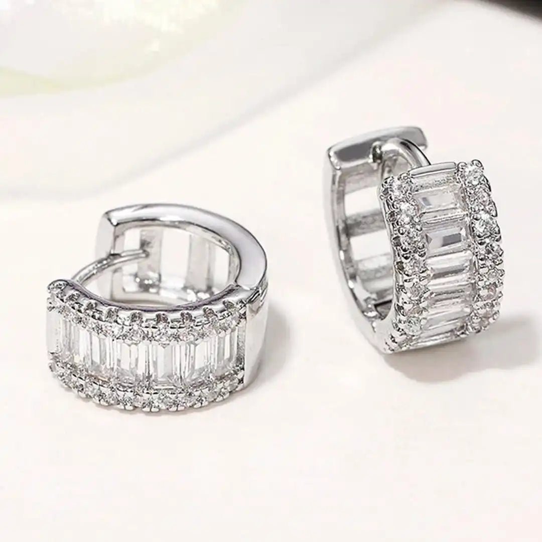 Orecchini a Cerchio Mini Baguette in Zirconia