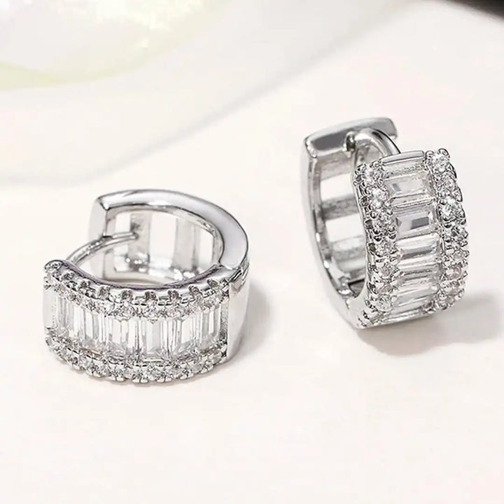 Orecchini a Cerchio Mini Baguette in Zirconia