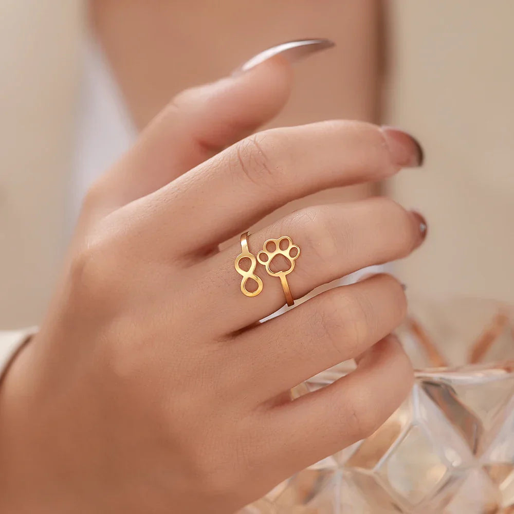Anello Infinito Regolabile con Impronta di Zampa – Acciaio Inossidabile