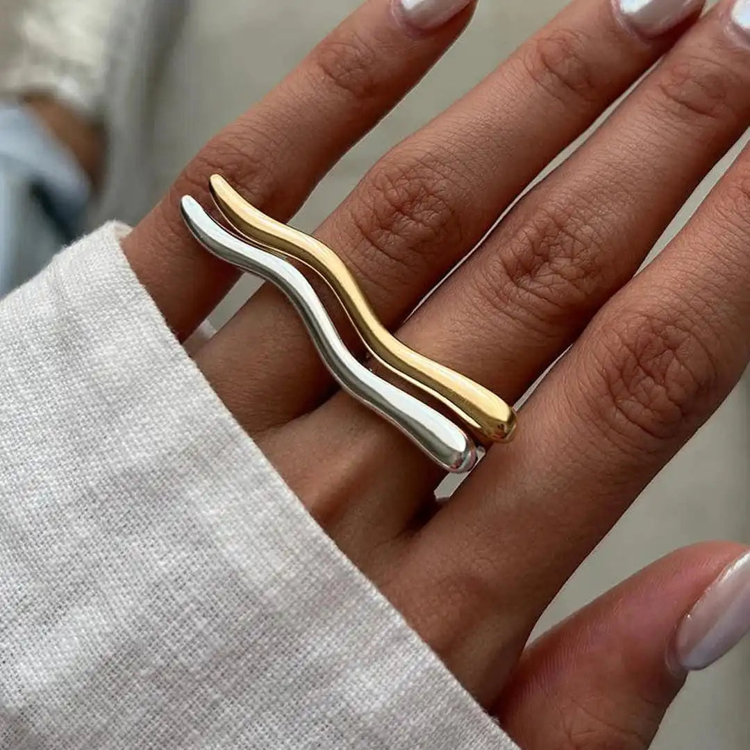 Anello Minimalista color oro Ramo