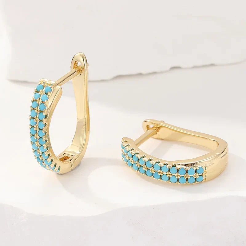 Orecchini Huggies Classici in Oro con Pavé Turchese