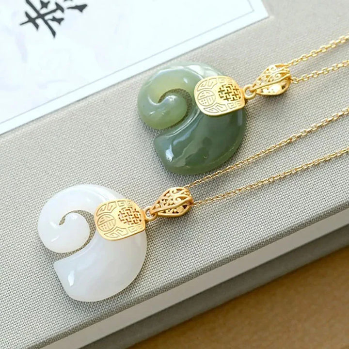 Collana con pendente a forma di elefante in giada Hetian – Catena placcata color oro per donne